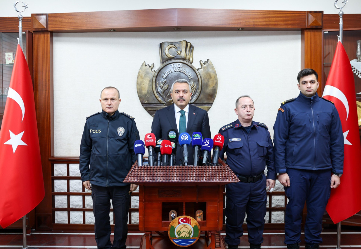 RİZE VALİSİNDEN ASAYİŞ VE GÜVENLİK BİLGİLENDİRME TOPLANTISI 