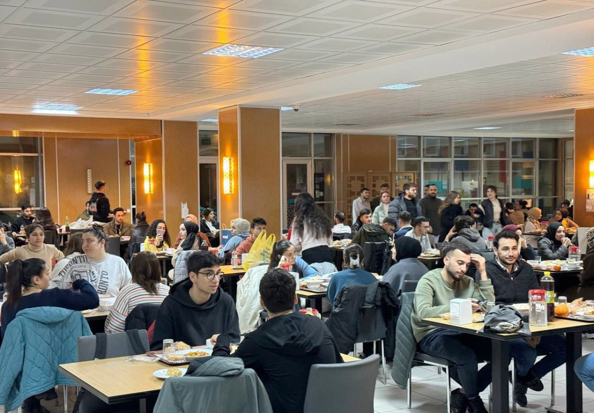 RİZE BELEDİYESİ’NDEN RTEÜ ÖĞRENCİLERİNE İFTAR DESTEĞİ