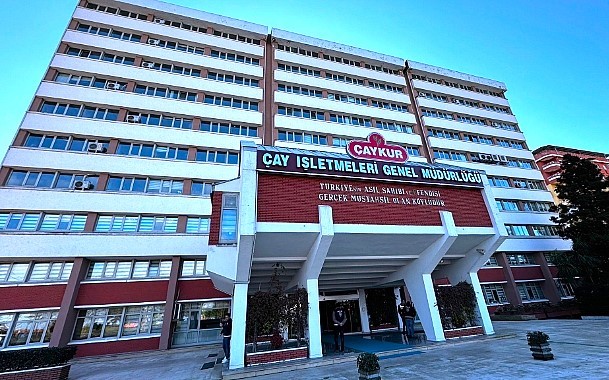 ÇAYKUR’UN ÜRETİCİLERE YÖNELİK TARIMSAL DESTEKLERİ DEVAM EDİYOR