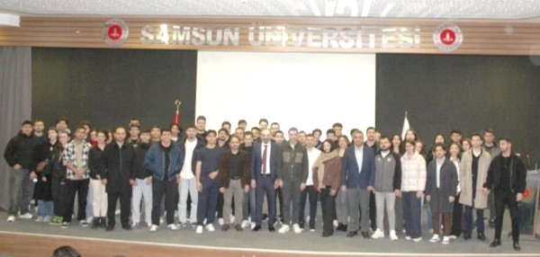 YEŞİL SAHALARDAN MAVİ DENİZLERE, METE KALKAVAN DENİZCİLİK ÖĞRENCİLERİYLE BULUŞTU