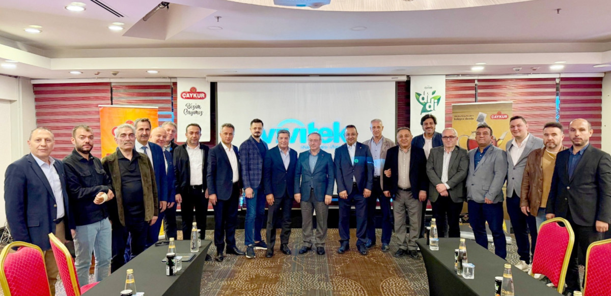 ÇAYKUR GENEL MÜDÜRÜ ALİM, ANKARA BÖLGE BAYİLERİ VE SATIŞ EKİPLERİYLE BİRARAYA GELDİ
